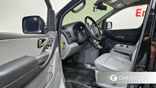 Hyundai The New Grand Starex 2021 Черный из Кореи, фото 2