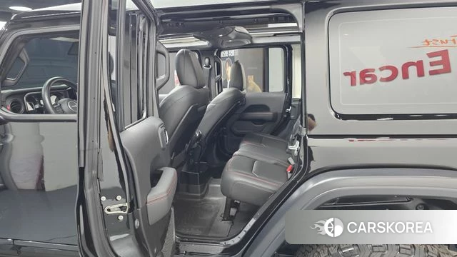 Jeep Wrangler (JL) 2025 Черный из Кореи, фото 2