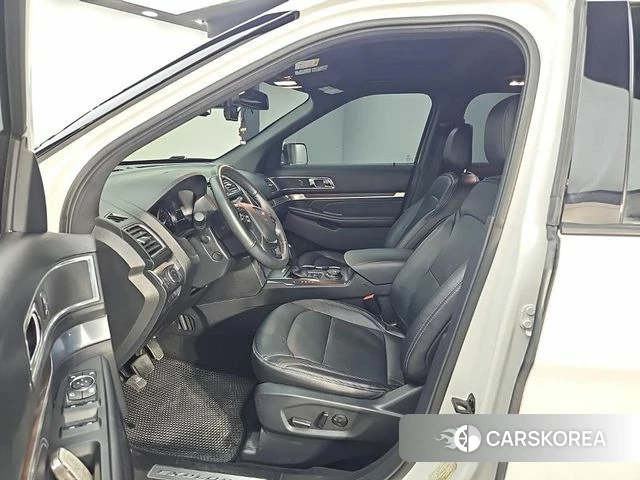 Ford Explorer 2019 Белый из Кореи, фото 2