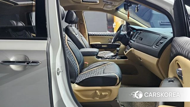 Kia The New Carnival 2019 Белый из Кореи, фото 2
