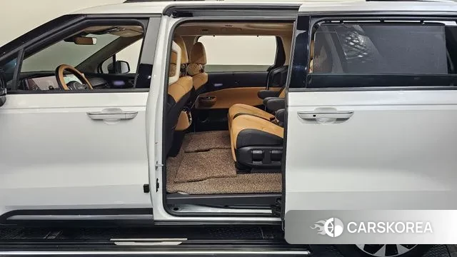 Kia Carnival 4th generation 2023 Белый из Кореи, фото 2