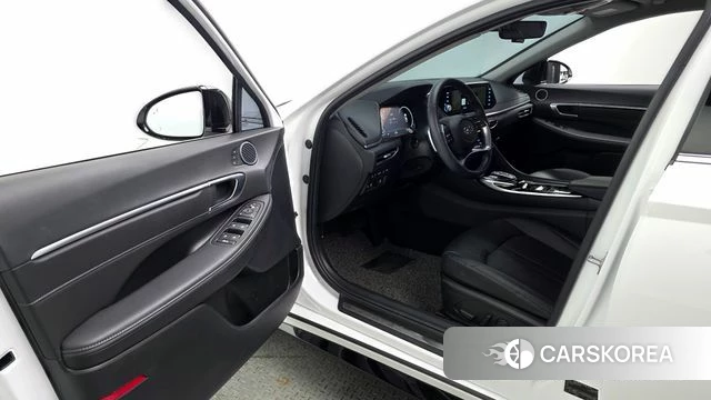 Hyundai Sonata (DN8) 2023 Белый из Кореи, фото 2