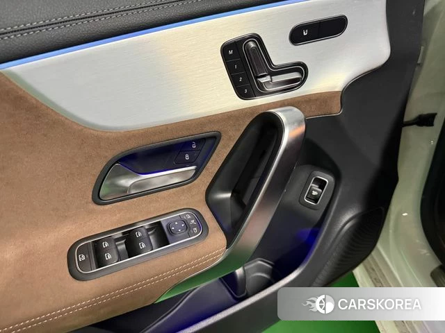 Mercedes-Benz CLA-Class C118 2025 Белый из Кореи, фото 2