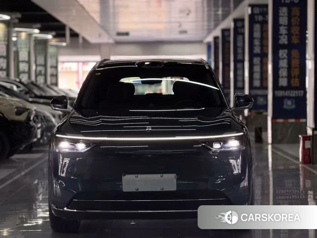 AITO Ask the world M8 2025 Синий из Китая, фото 2