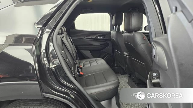 Chevrolet (GM Daewoo) Trailblazer 2023 Черный из Кореи, фото 2