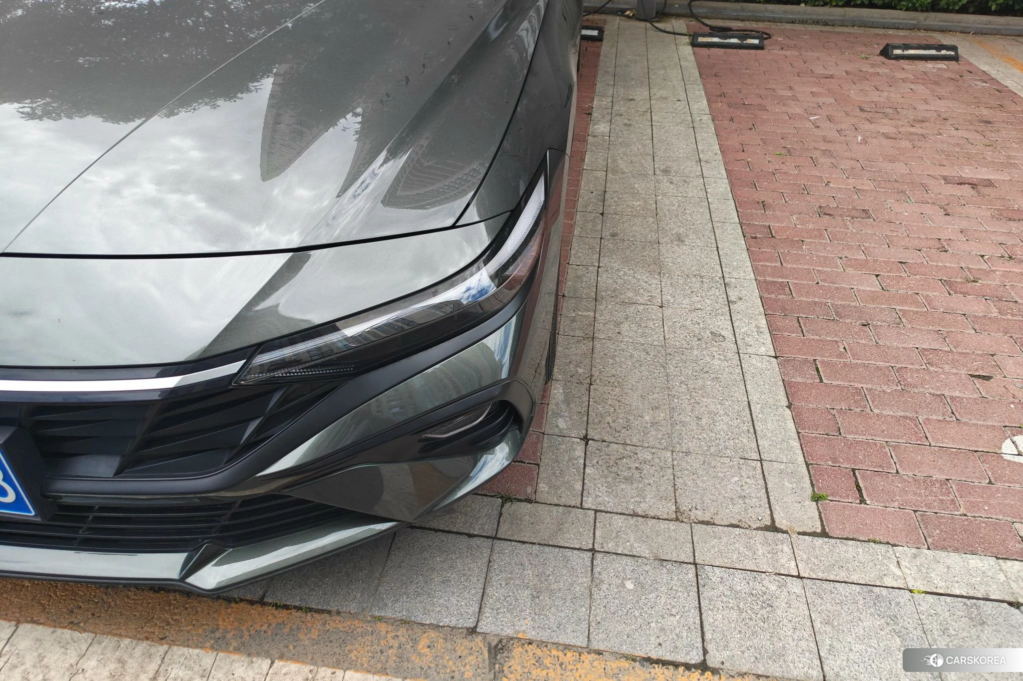Hyundai Elantra 2023 Темно-серый из Китая, фото 2