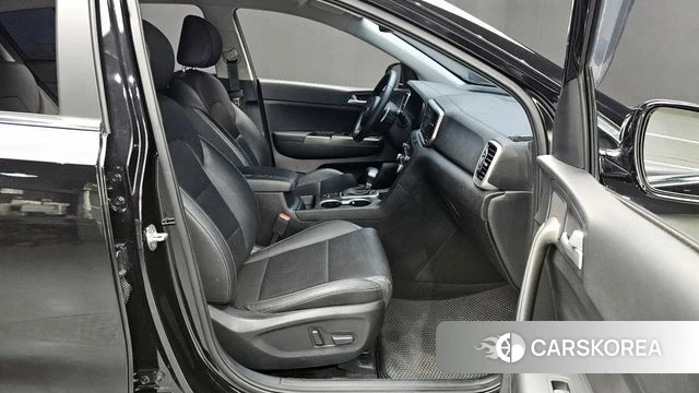 Kia Sportage The Bold 2021 Черный из Кореи, фото 2