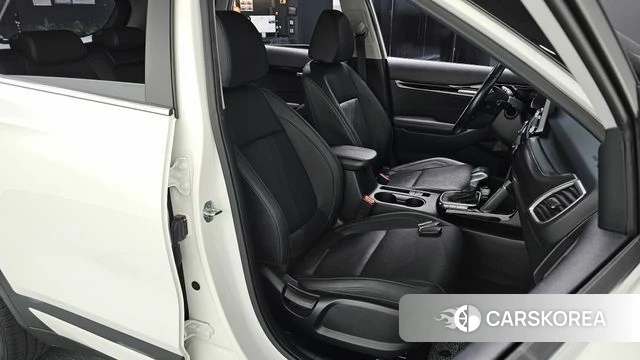 Kia Seltos 2022 Белый из Кореи, фото 2