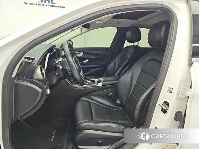 Mercedes-Benz C-Class W205 2018 Белый из Кореи, фото 2