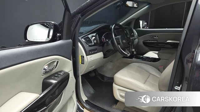 Kia The New Carnival 2018 Черный из Кореи, фото 2