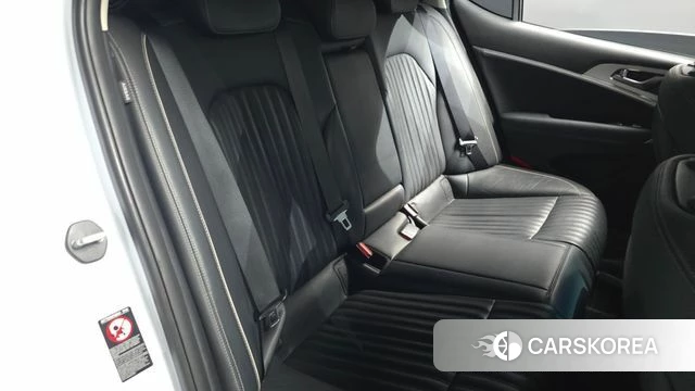 Genesis G70 2019 Белый из Кореи, фото 2