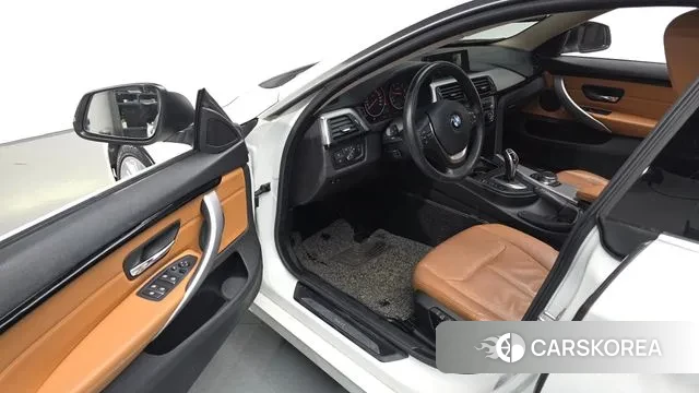 BMW 4 Series (F32) 2018 Белый из Кореи, фото 2