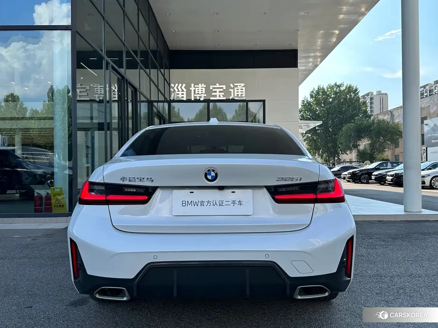 BMW 3 series 2023 Белый из Китая, фото 2