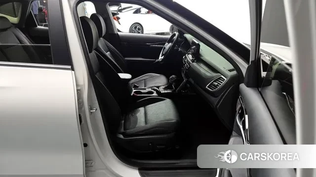 Kia Seltos 2021 Белый из Кореи, фото 2