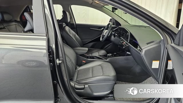 Kia Di Ol Nu Niro 2024 Серый из Кореи, фото 2
