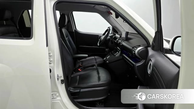 Hyundai Casper 2022 Белый из Кореи, фото 2