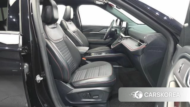 Ford Explorer 6th Generation 2024 Черный из Кореи, фото 2