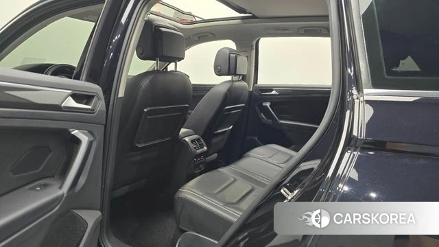 Volkswagen Tiguan second Generation 2019 Черный из Кореи, фото 2