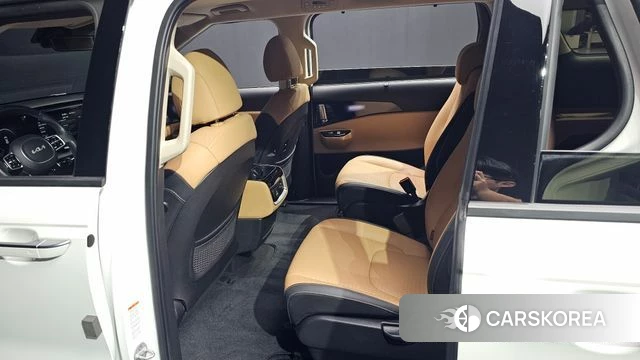Kia Carnival 4th generation 2022 Белый из Кореи, фото 2