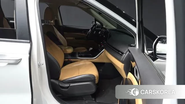 Kia Carnival 4th generation 2020 Белый из Кореи, фото 2