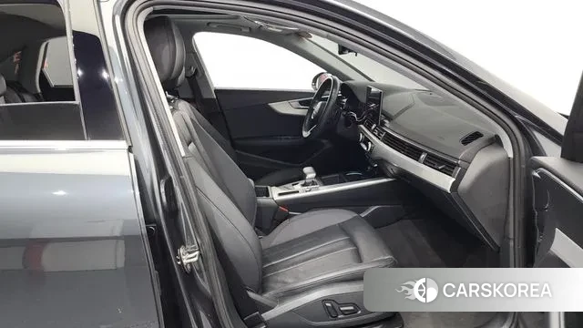 Audi A4 (B9) 2020 Серый из Кореи, фото 2