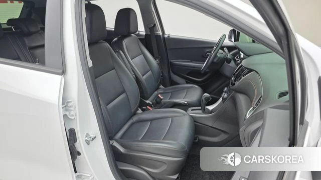 Chevrolet (GM Daewoo) The New Trax 2021 Белый из Кореи, фото 2