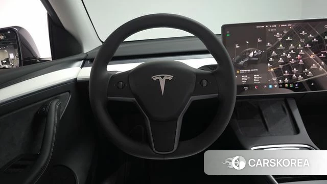 Tesla Model Y 2025 Серый из Кореи, фото 2