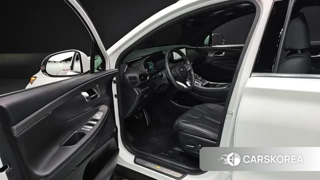 Hyundai The New Santa Fe 2023 Белый из Кореи, фото 2