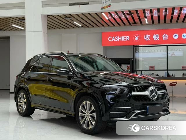 Mercedes-Benz GLE (import) 2022 Черный из Китая, фото 2