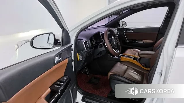 Kia Sportage The Bold 2018 Белый из Кореи, фото 2