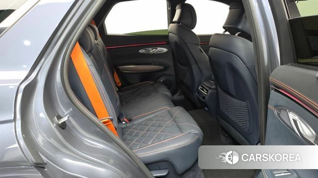 Genesis GV70 2025 Серебристо-серый из Кореи, фото 2