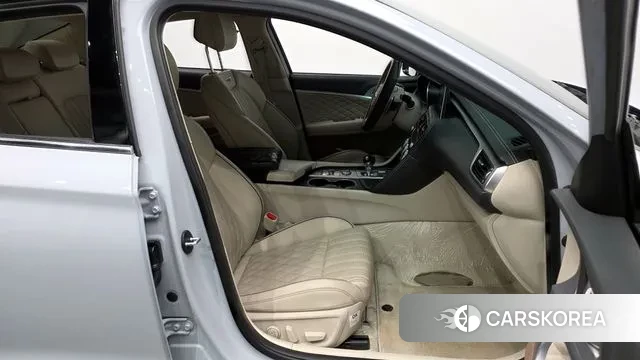 Genesis G70 2018 Цвет галактики из Кореи, фото 2