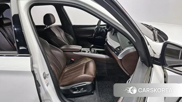 BMW X5 (F15) 2018 Белый из Кореи, фото 2