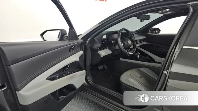 Hyundai The New Avante (CN7) 2023 Серый из Кореи, фото 2