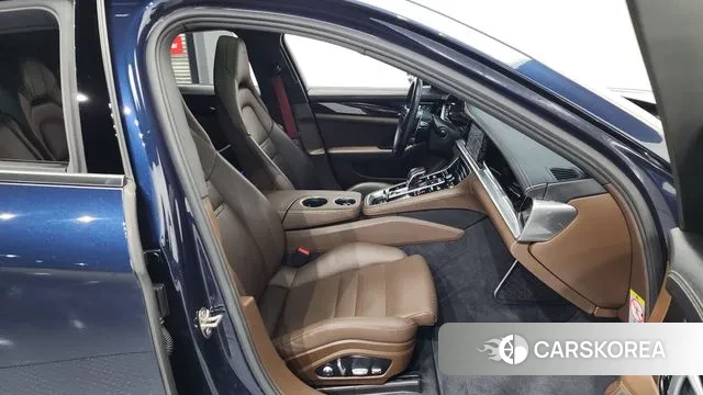 Porsche Panamera (971) 2018 Синий из Кореи, фото 2