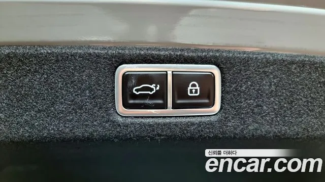 Hyundai Grandeur Hybrid (GN7) 2023 Серебряный из Кореи, фото 2