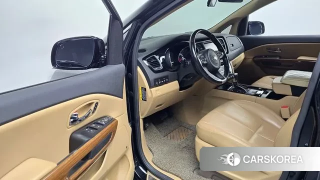 Kia All New Carnival 2018 Черный из Кореи, фото 2