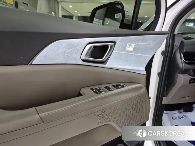 Kia The New Carnival 4th Generation 2025 Белый из Кореи, фото 2