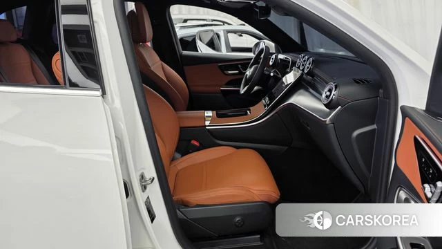 Mercedes-Benz GLC-Class X254 2025 Белый из Кореи, фото 2