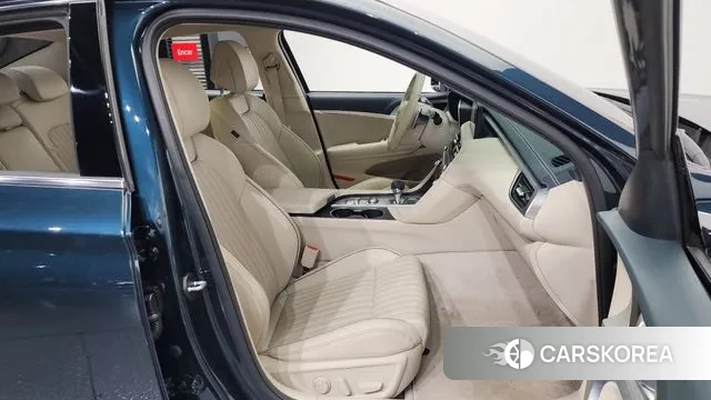 Genesis The New G70 2023 Синий из Кореи, фото 2