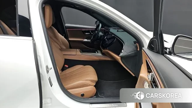 Mercedes-Benz E-Class W214 2024 Белый из Кореи, фото 2