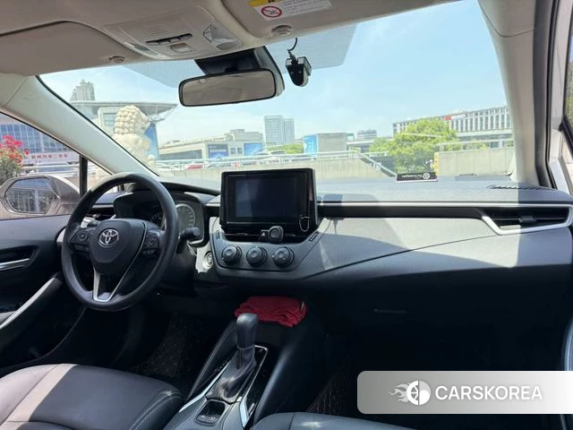 Toyota Corolla 2024 Белый из Китая, фото 2
