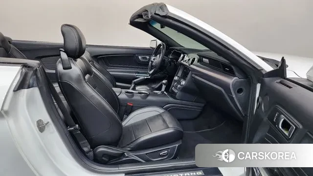 Ford Mustang 2019 Белый из Кореи, фото 2