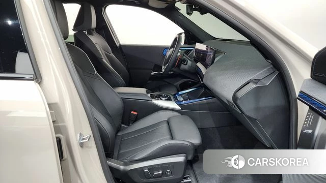 BMW X3 (G45) 2025 Серебристо-серый из Кореи, фото 2