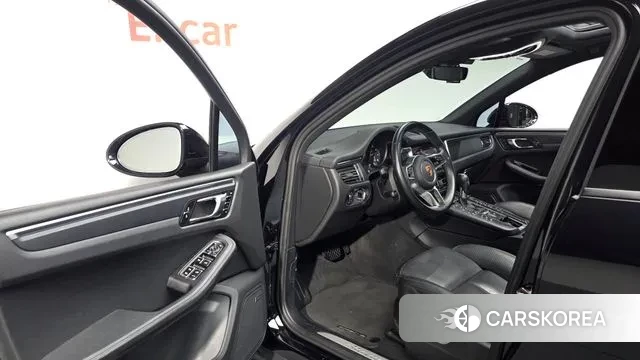 Porsche Macan 2019 Черный из Кореи, фото 2