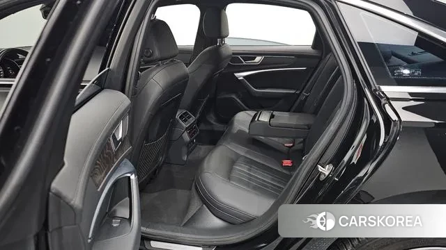 Audi A6 (C8) 2021 Черный из Кореи, фото 2