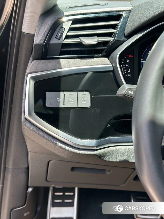 Audi Q3 2021 Черный из Китая, фото 2