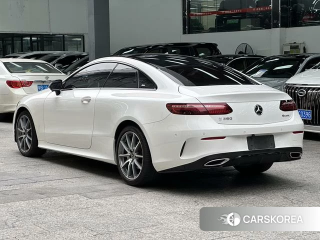 Mercedes-Benz E-class (imported) 2022 Белый из Китая, фото 2