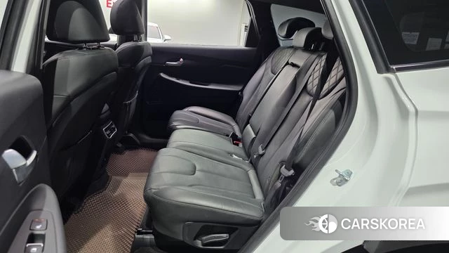 Hyundai The New Santa Fe 2023 Белый из Кореи, фото 2