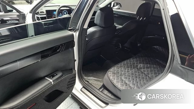 Hyundai Grandeur (GN7) 2023 Белый из Кореи, фото 2